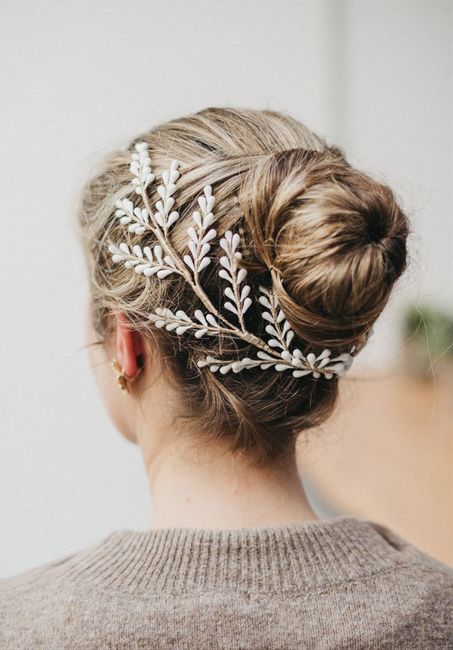 5 Tiaras Doradas para tu look de Reina 👑 5