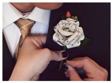 boutonniere musical