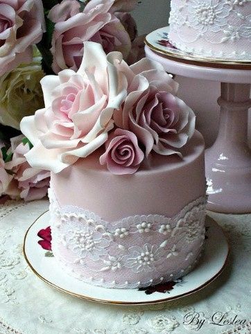 16. Mini pasteles de boda