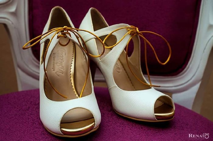[zapatos]: Modelos de Essencia :) 2