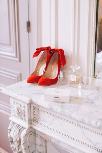 4 Sex and the City bridal shoes: Choose one 4