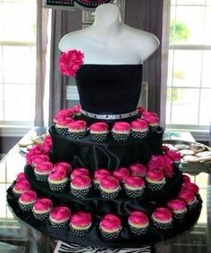 1.- Pastel y Cupcake (diseño de vestido)