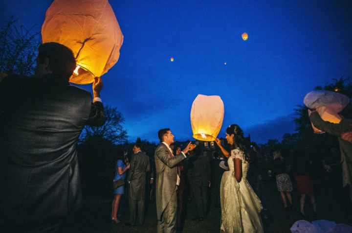Lámparas chinas voladoras para animar tu boda ! - 5