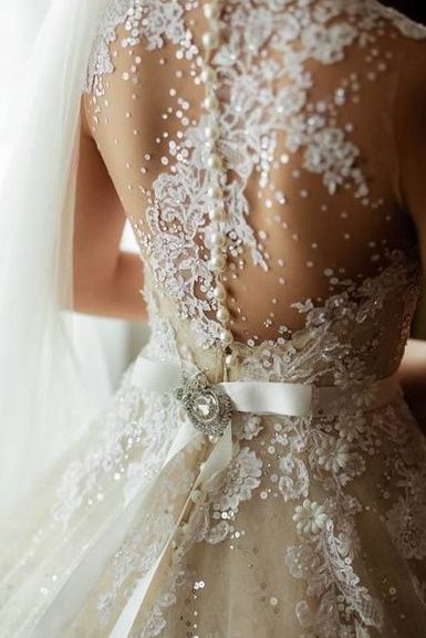 10 pasos para diseñar tu vestido de novia 👰: Detalle 5