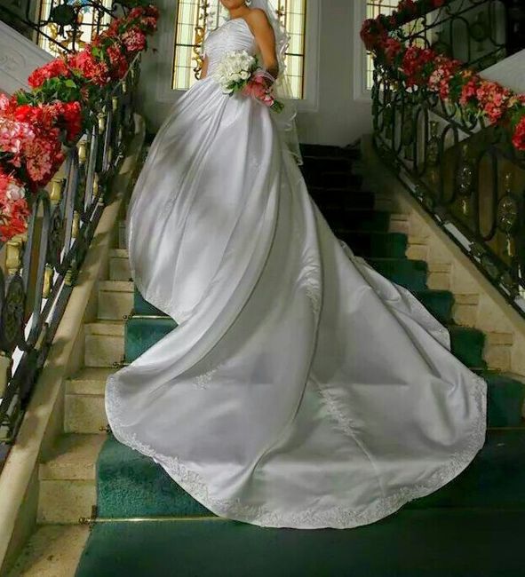 Vestidos de novia strapless con escote recto - 1
