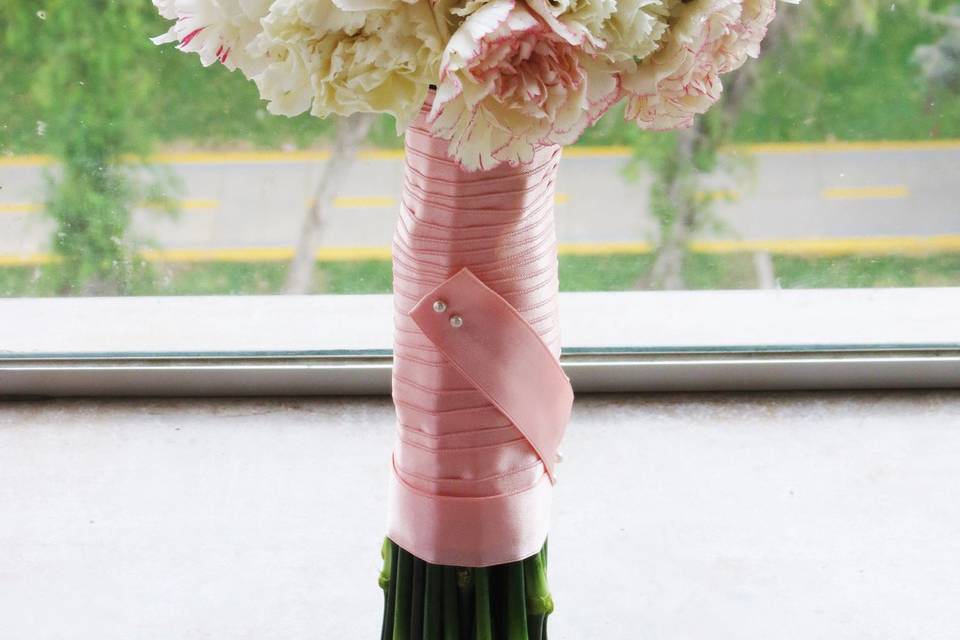 Bouquet claveles importados