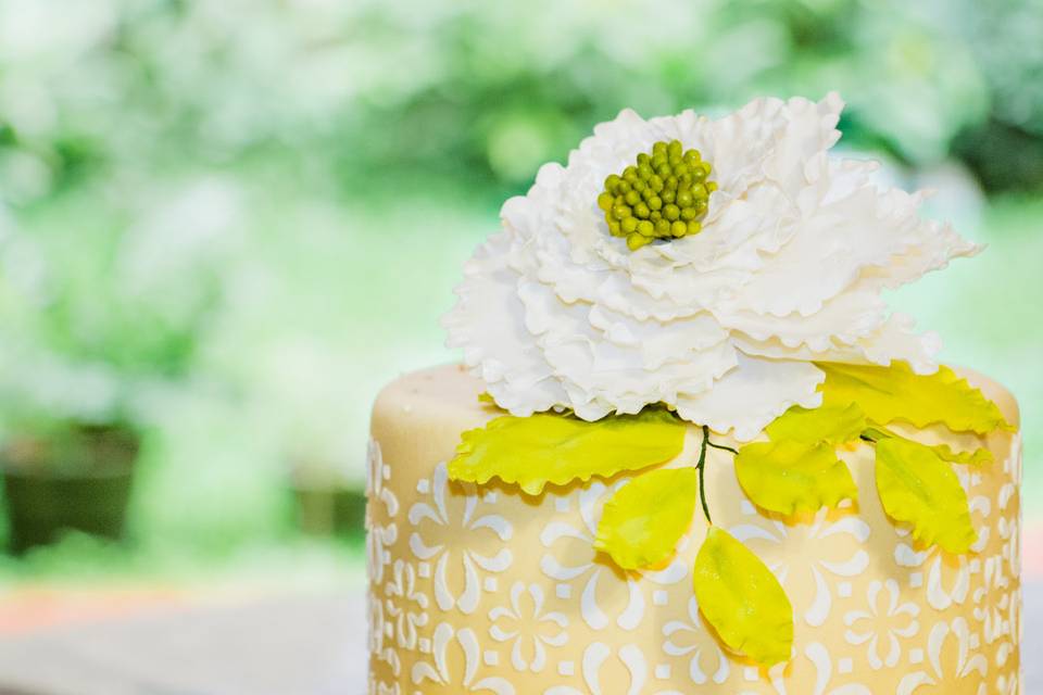 Torta de boda con flores