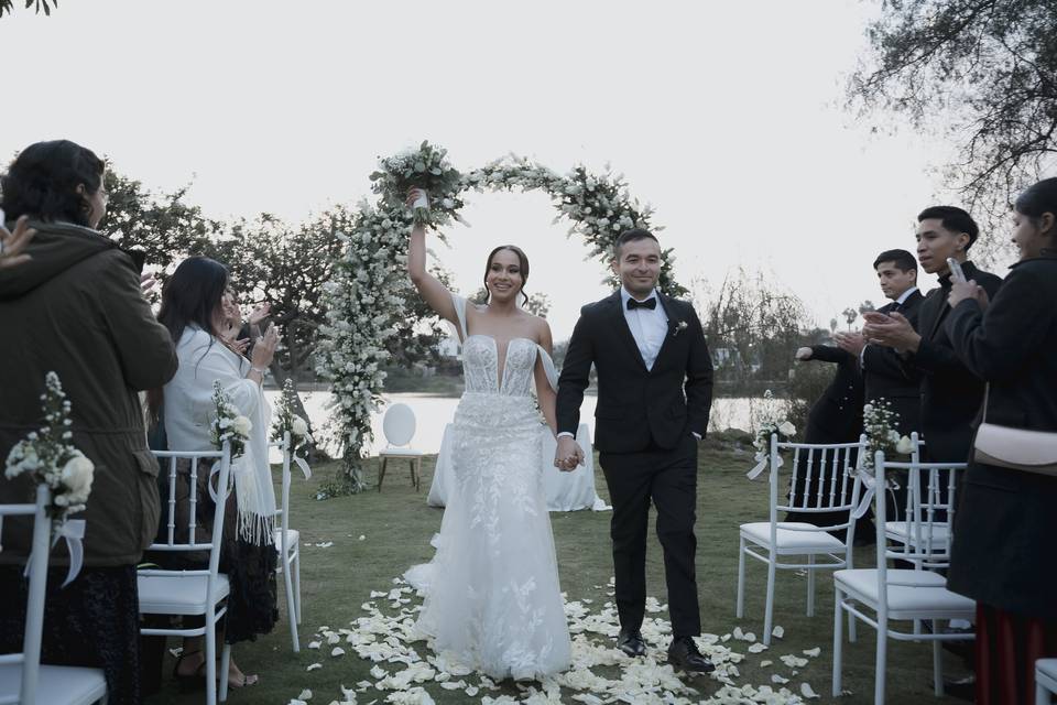 M y M  de Orlando boda en Lima