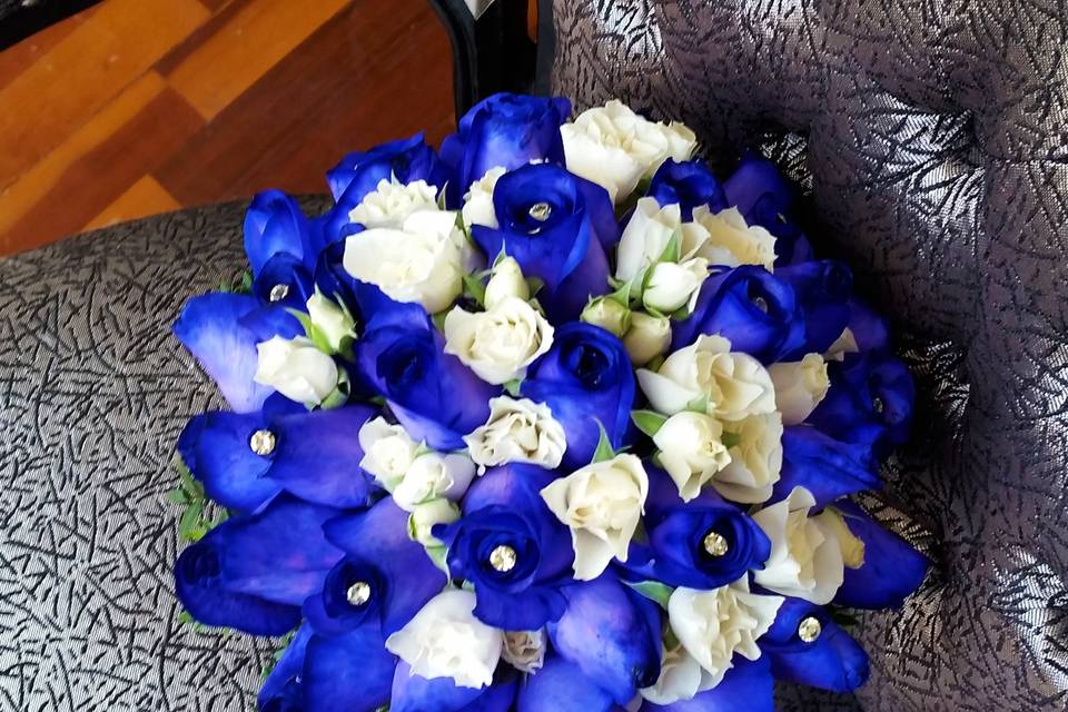 Bouquet azul y perla