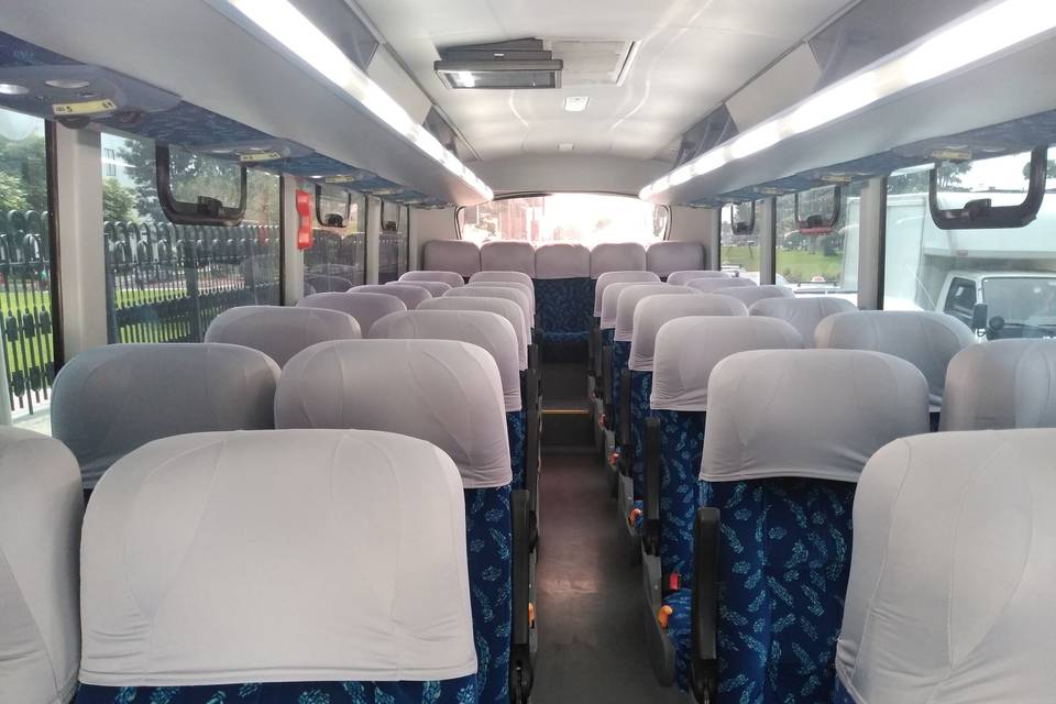 Bus de 50 pasajeros turístico