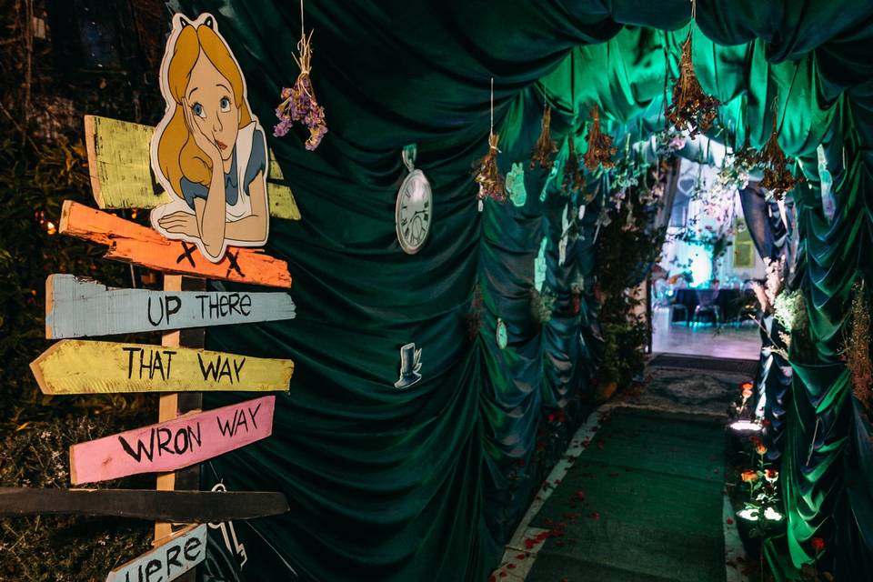 Temática: Alice in Wonderland