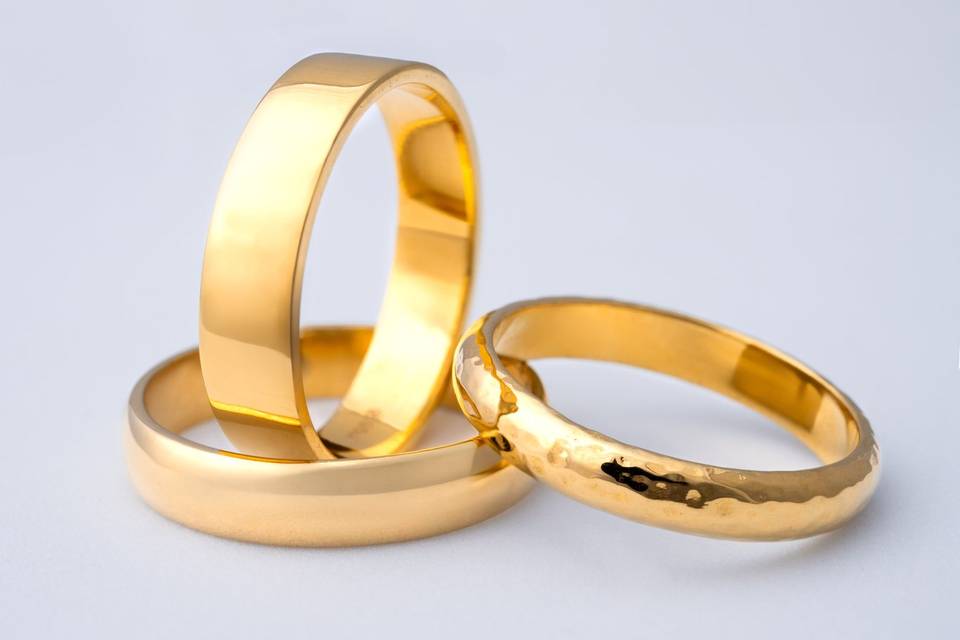 Aros en oro amarillo de 18k
