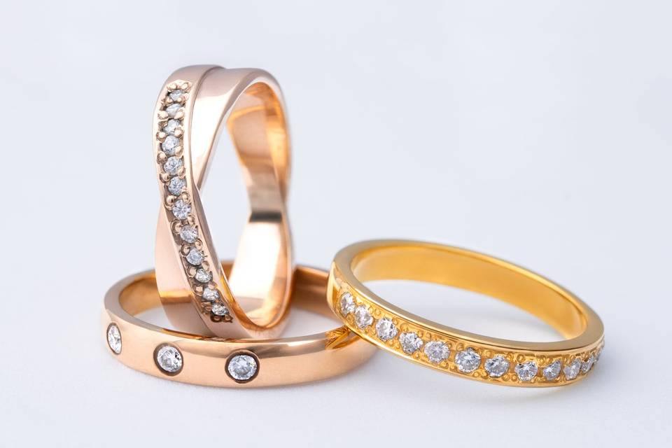 Aros con diamantes
