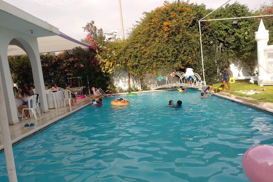 Poolparty