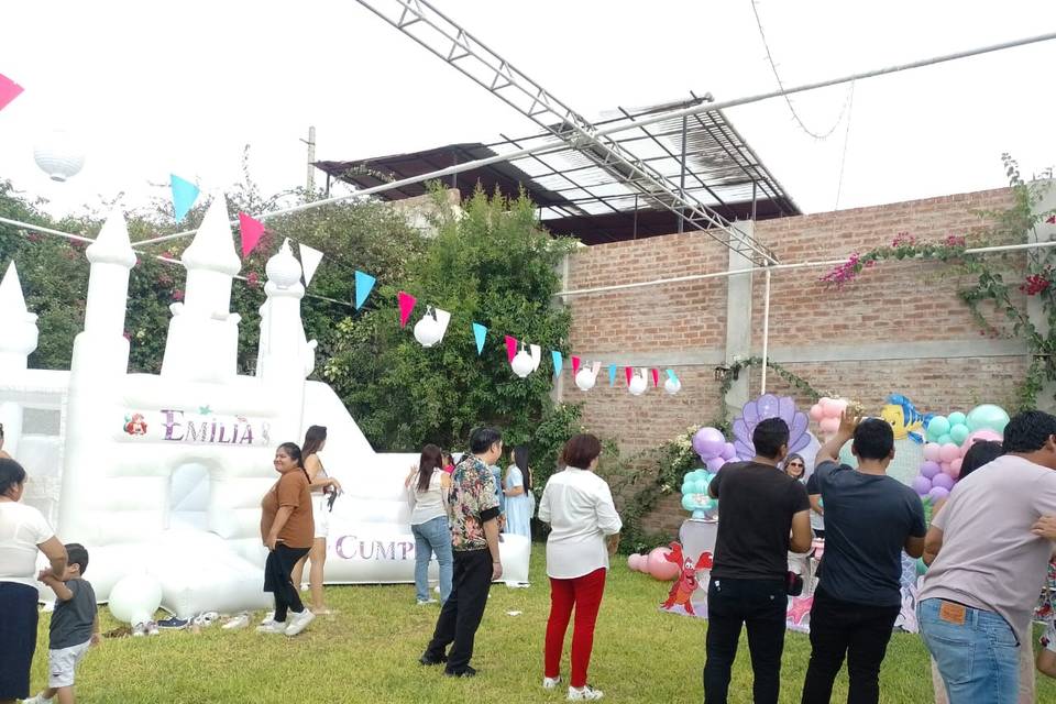 Fiesta con inflables