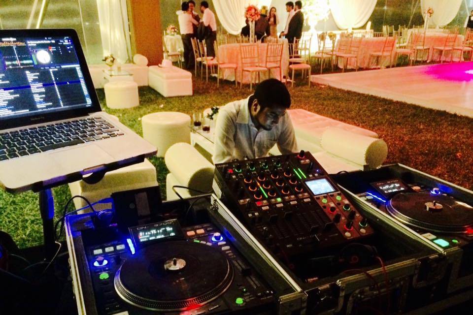 Mesa de DJ Profesional