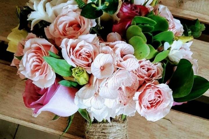 Bouquet rosas y gerberas