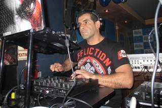 Kike Amayo DJ