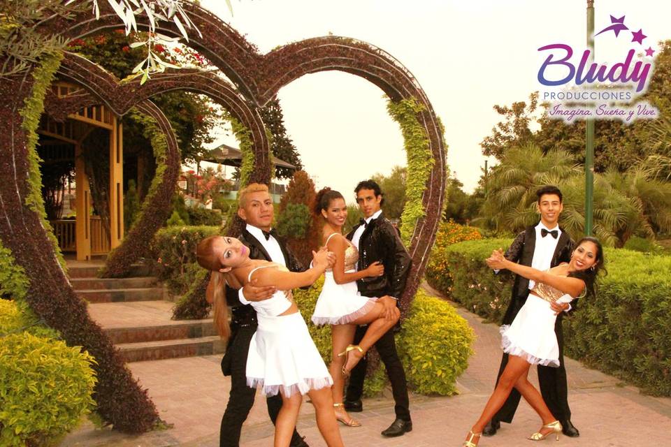 Bailarines para tu boda