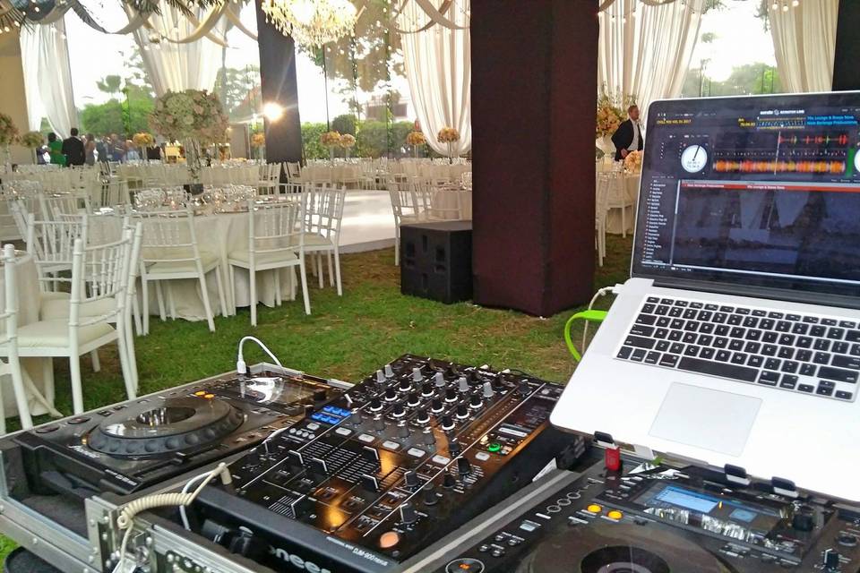 DJ Javier Quinte