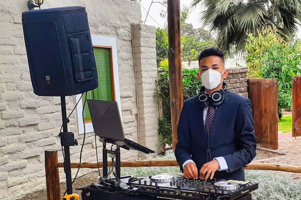 DJ Puyao
