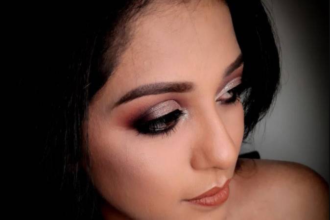 Yesenia Cárdenas Makeup Artist