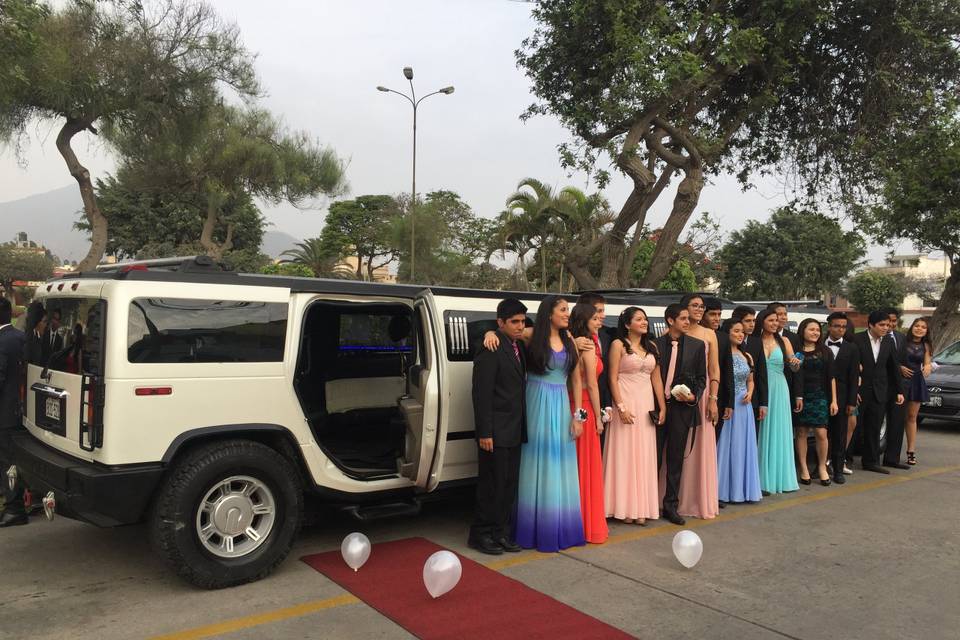 Prom hummer
