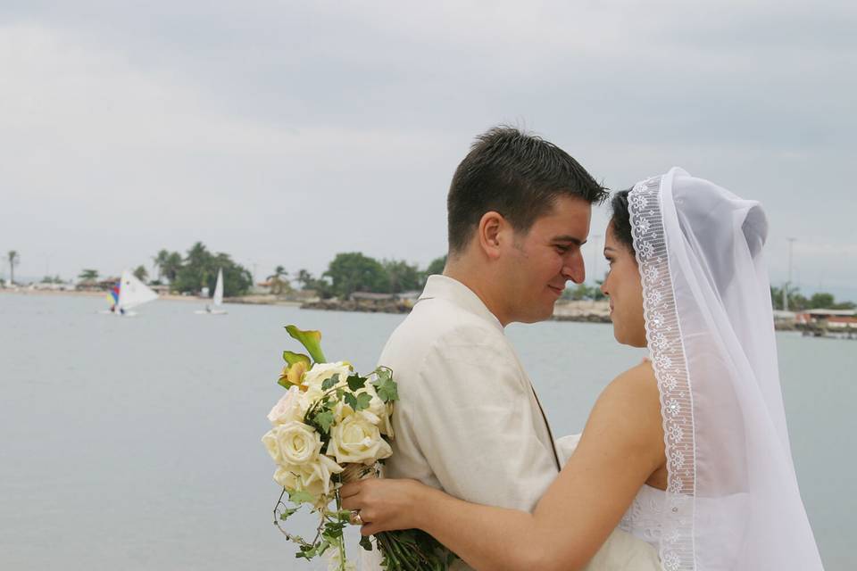 Novios + vista al mar