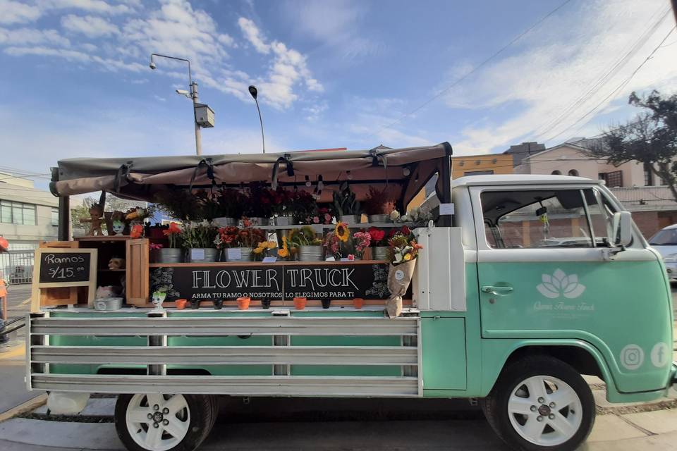 Qumir Flower Truck