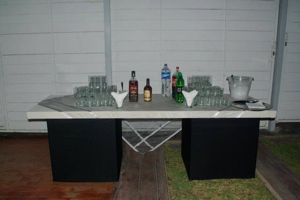 Mesa de bebidas