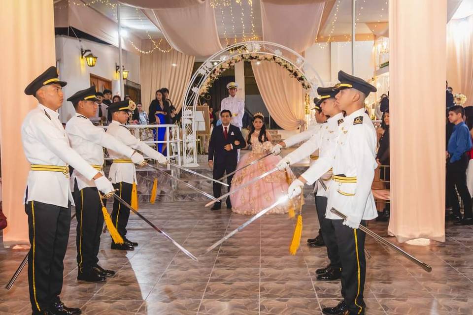 Cadetes en quinceaños