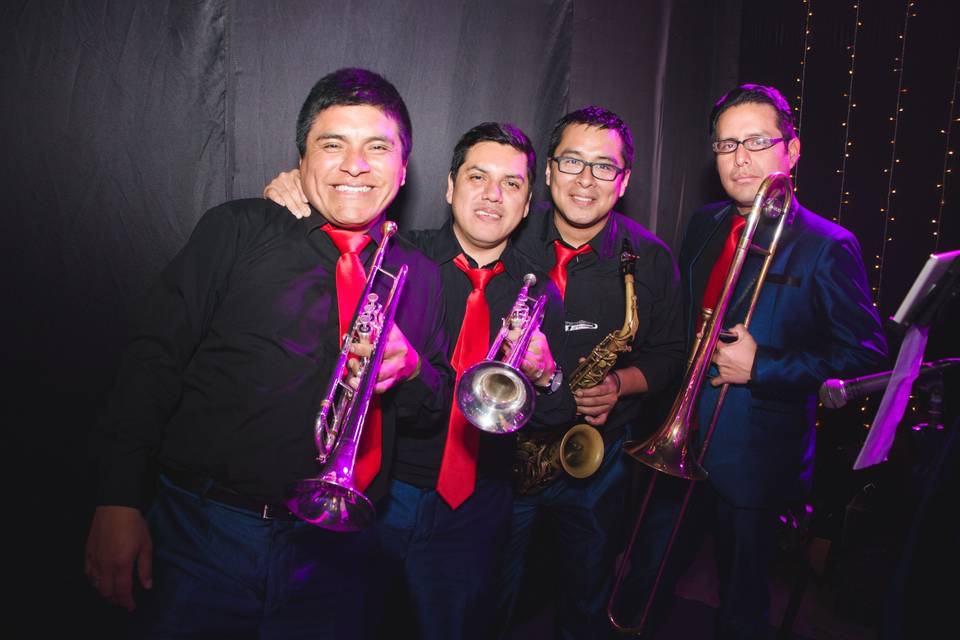 Orquesta Los Valencia