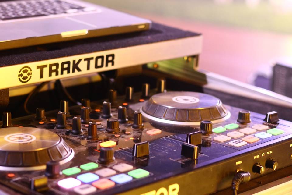 Controlador TRAKTOR