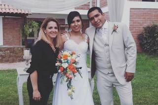 Andrea Villanueva Wedding Planner & Makeup