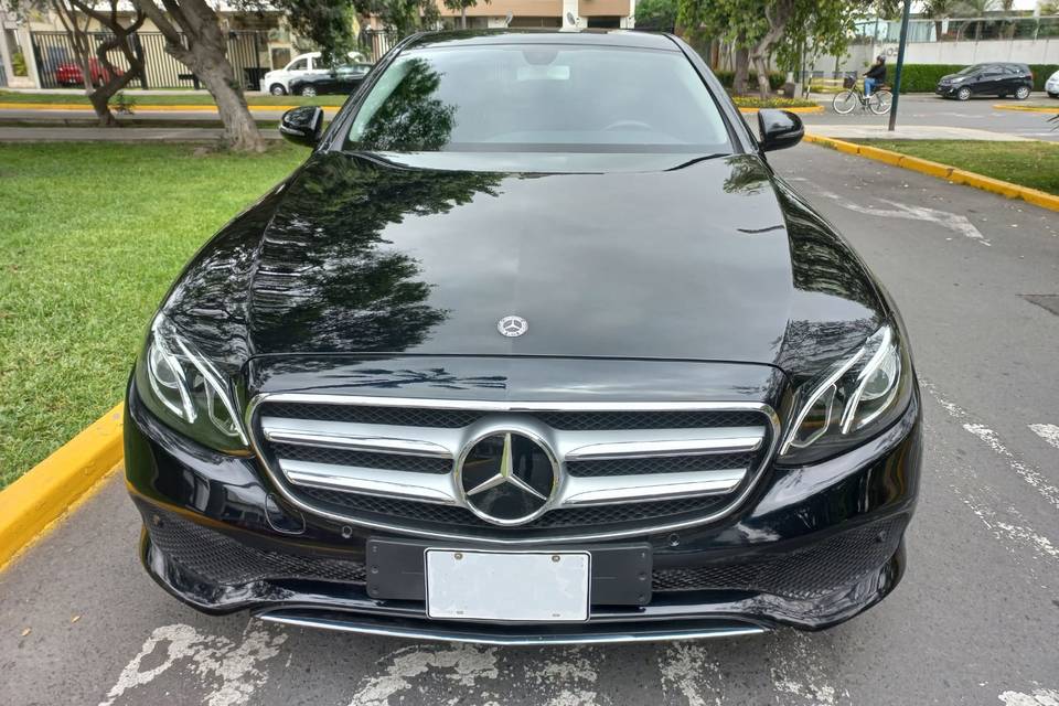 Mercedes E-300