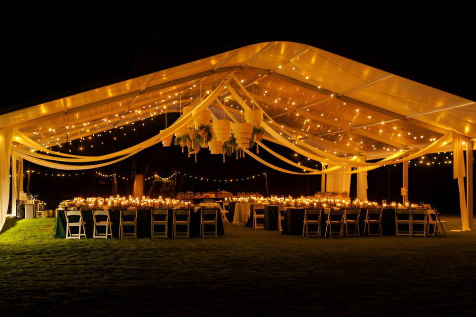 Carpa iluminada para bodas