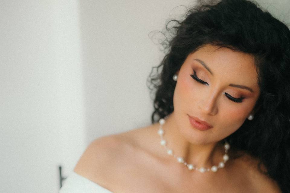 Maquillaje y peinado para novias