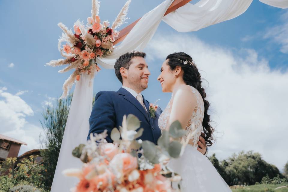 Maquillaje y peinado para novias