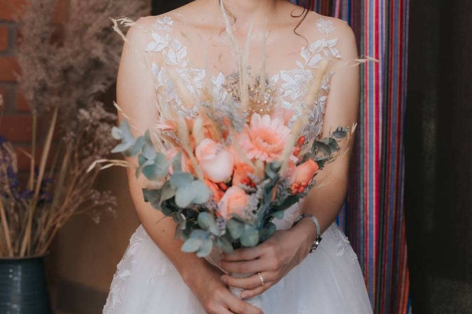 Maquillaje y peinado para novias