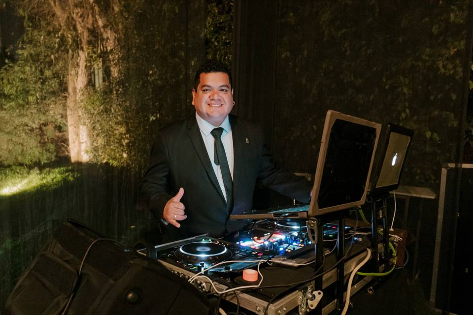 DJ Gary Elera