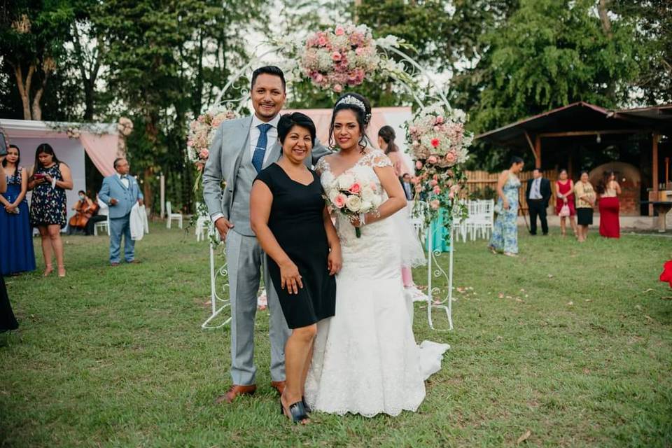 Boda religiosa en el campo