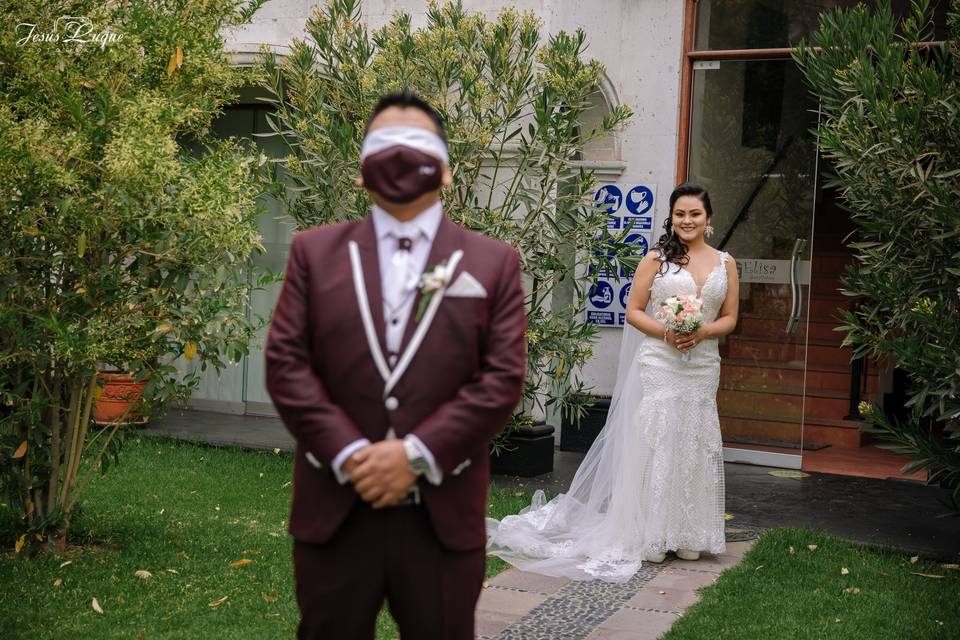 Lucio Flores Wedding Planner