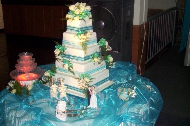 Torre de cupcakes de boda