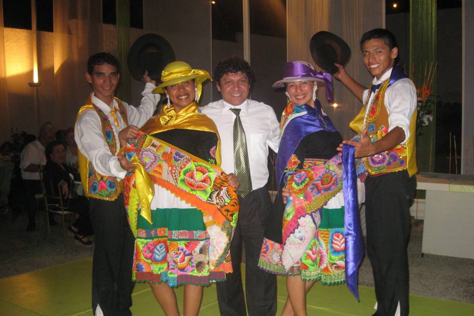 Show de danzas huaylas