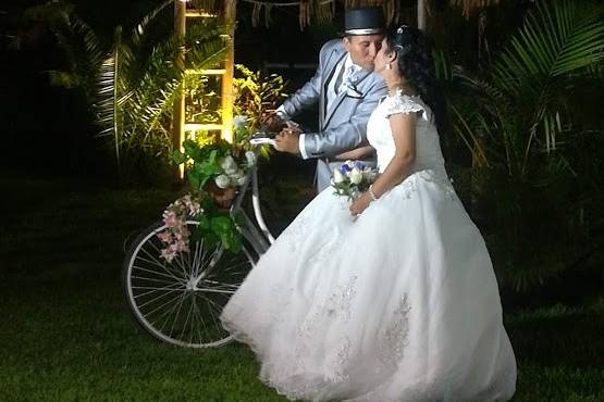Maju Huerta Wedding Planner