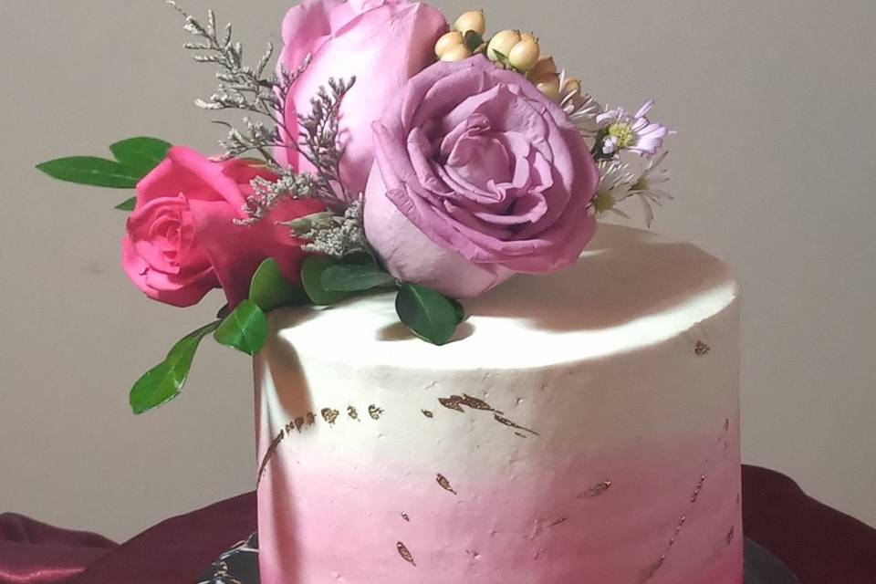 Torta buttercream rosado