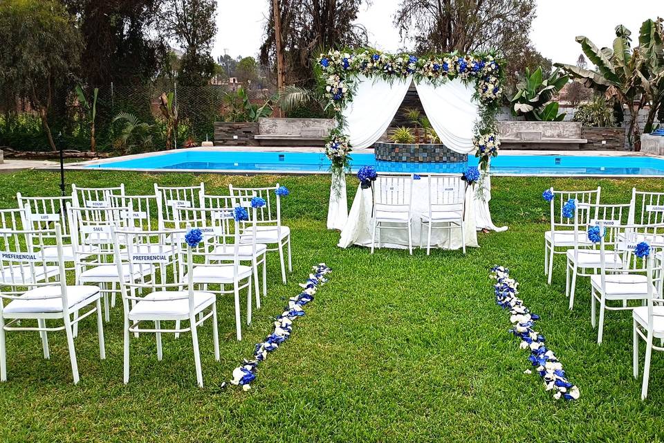 Altar de ceremonia en local