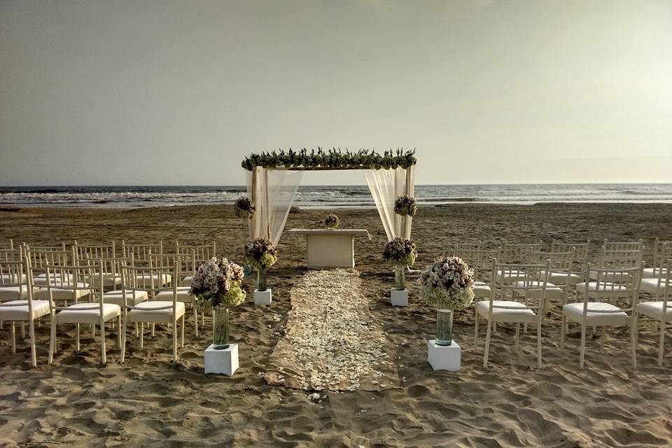 Altar en playa