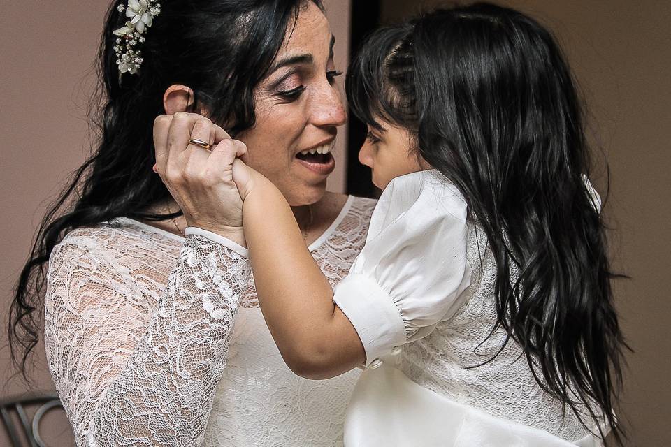 Bailando con mami