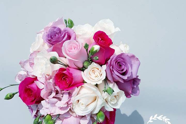 Bouquet tonos rosados y perlas
